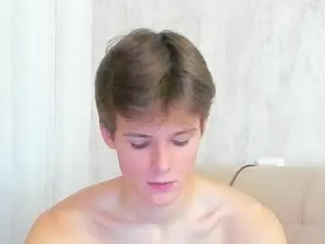 Chaturbate Live Porn of timytwinkboy