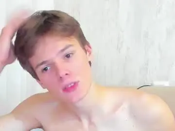 Chaturbate Watch Live Sex Cams of timytwinkboy