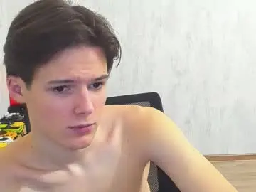 Chaturbate Sex Cam of timytwinkboy