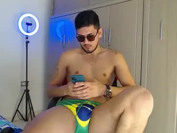 Chaturbate Free Porn Cam of crazyybull