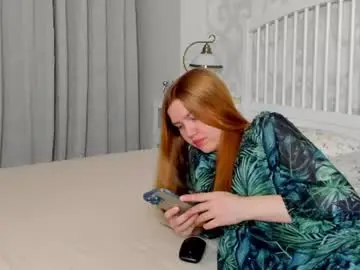 Chaturbate Live Sex Cam of eva__lewis