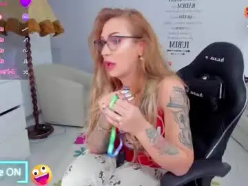 Chaturbate Live Porn of golddivine00