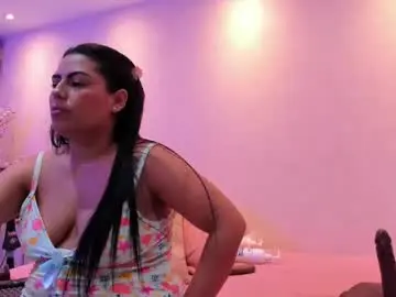 Chaturbate Free Live Porn of kiana_cream