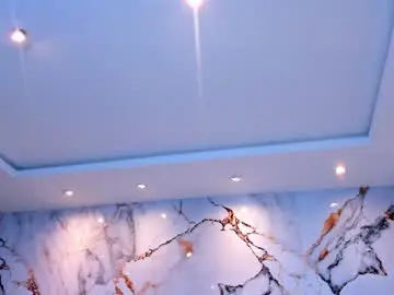 Chaturbate Live Porn of kiana_cream