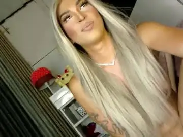 Chaturbate Live Sex Cam of scarlet_ts69