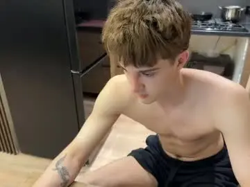 Chaturbate Free Porn Cam of panda_b0y