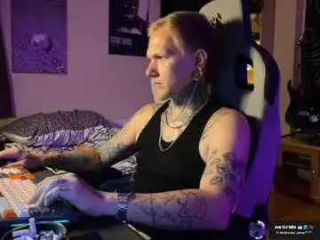 Chaturbate Adult Video Chat of paul_razor