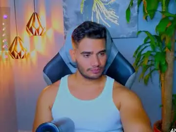 Chaturbate Free Live Porn of andresfiit