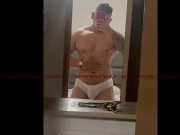 Chaturbate Live Porn of coltonmassif_