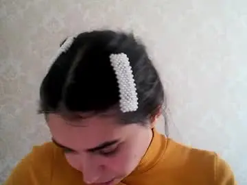 Chaturbate Sex Cam of cute_strawberry_