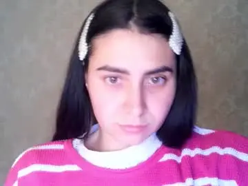 Chaturbate Sex Cam of cute_strawberry_