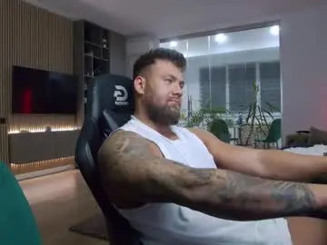 Chaturbate Sex Cam of enrikoblue