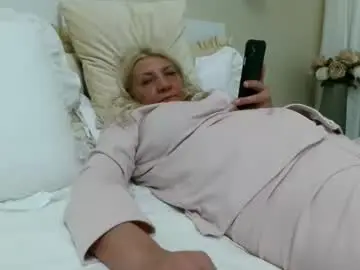 Chaturbate Live Sex Cam of heyheygrey