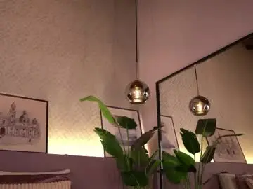 Chaturbate Live Sex Cam of ellediane