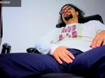 Chaturbate Free Live Porn of ernesto_rodriguez_82