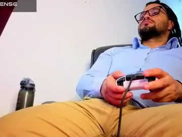 Chaturbate Live Porn of ernesto_rodriguez_82