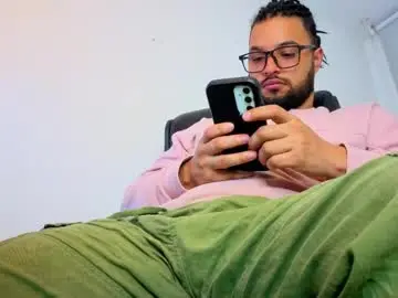 Chaturbate Adult Video Chat of ernesto_rodriguez_82
