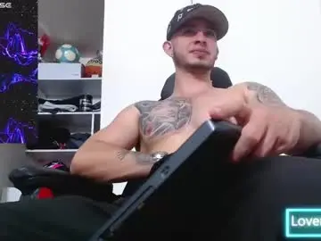 Chaturbate Live Sex of kenn_blake1