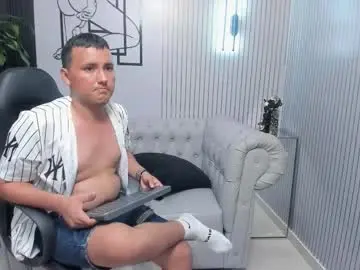 Chaturbate Adult Video Chat of noah_dior