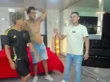 Chaturbate Live Sex Cam of voyeurism_guys