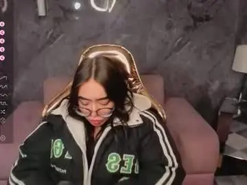 Chaturbate Live Sex Cam of anni_acker_b