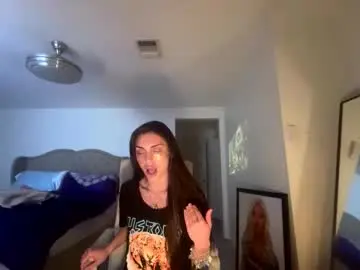 Chaturbate Watch Live Sex Cams of ella_ella_ella_ay