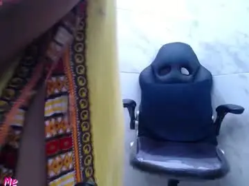 Chaturbate Live Porn of suhana_mature