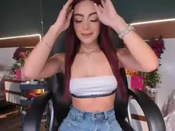 Chaturbate Live Sex Cam of _redfoxxx_