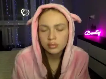 Chaturbate Live Sex of cute_shy06