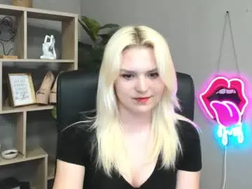 Chaturbate Watch Live Sex Cams of lilysweetxo