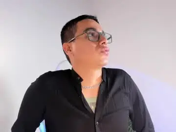 Chaturbate Sex Cam of sergiocamiloa_30