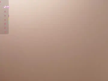 Chaturbate Live Sex Cam of cuddlebyyou