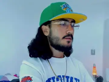 Chaturbate Sex Cam of david_johnson372