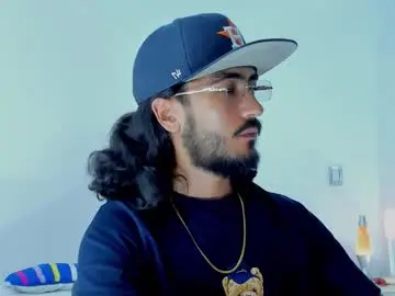 Chaturbate Free Live Porn of david_johnson372