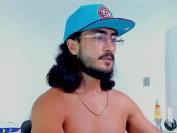 Chaturbate Free Porn Cam of david_johnson372