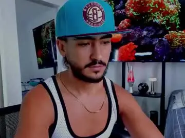 Chaturbate Live Sex of david_johnson372