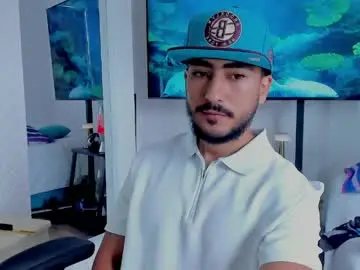 Chaturbate Live Porn of david_johnson372