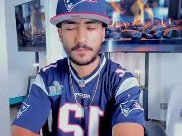 Chaturbate Free Live Porn of david_johnson372
