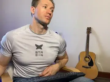 Chaturbate Free Porn Cam of marc105100