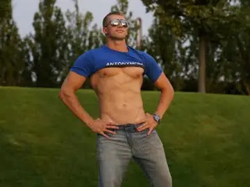 Chaturbate Live Sex Cam of marc105100