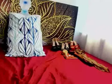 Chaturbate Live Sex Cam of mrs_angelica