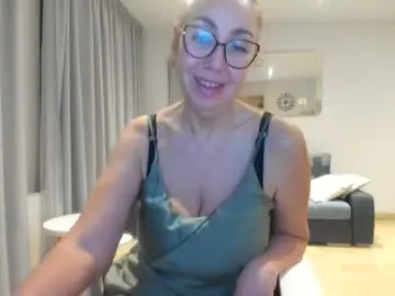 Chaturbate Adult Webcams of 14risha