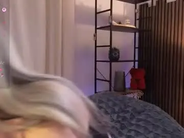 Chaturbate Live Sex Cam of anaaimey