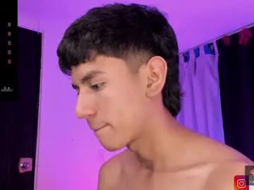 Chaturbate Nude Webcam of damien_howard