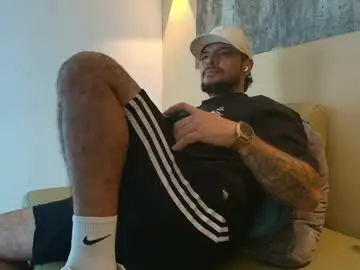 Chaturbate Sex Cam of troy_kirk