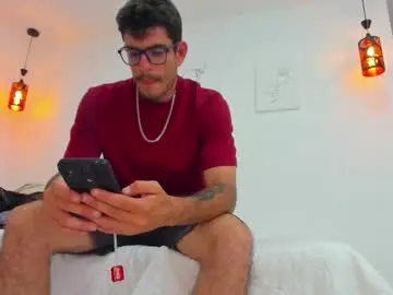 Chaturbate Sex Cam of damian_bull