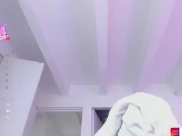 Chaturbate Live Sex Cam of gaia_stonne