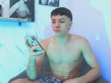 Chaturbate Adult Video Chat of andy_miller5