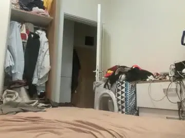 Chaturbate Sex Cam of iskrenv