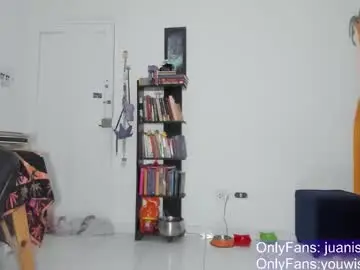Chaturbate Live Sex Cam of juanisimo_